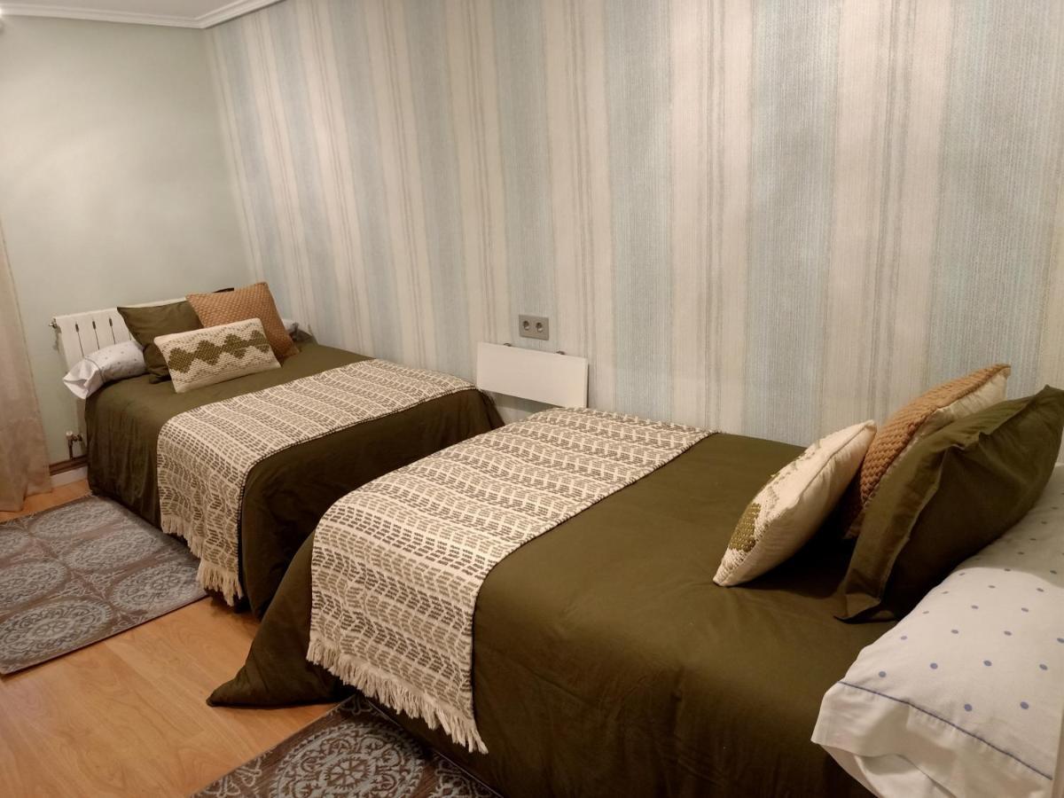 Apartamento Turistico Santiago Logroño Eksteriør billede