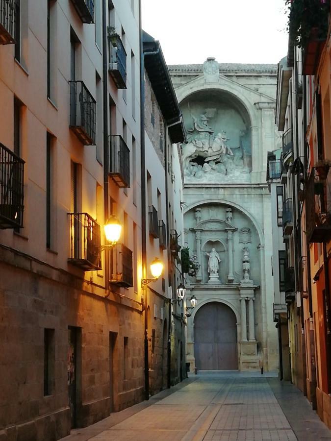 Apartamento Turistico Santiago Logroño Eksteriør billede